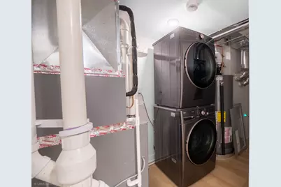 1952 N Bissell Street, Chicago, IL 60614 - Photo 45
