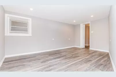 4821 W Cornelia Avenue #G, Chicago, IL 60641 - Photo 7