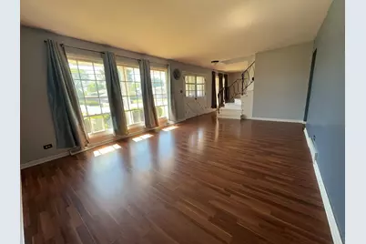 510 S Mount Prospect Road, Des Plaines, IL 60016 - Photo 3