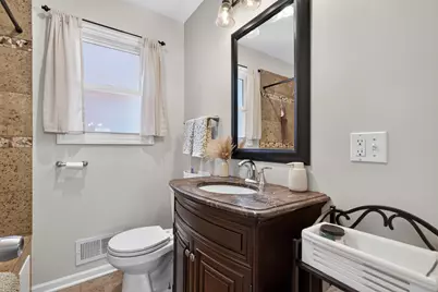 6365 N Mobile Avenue, Chicago, IL 60646 - Photo 15