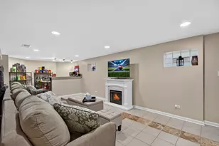 6365 N Mobile Ave, Chicago, IL 60646 - Photo 17