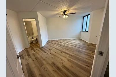 1750 N Marywood Avenue #204, Aurora, IL 60505 - Photo 9