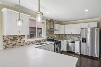 8641 S Constance Avenue, Chicago, IL 60617 - Photo 7
