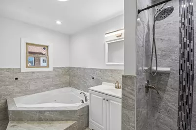 8641 S Constance Avenue, Chicago, IL 60617 - Photo 15