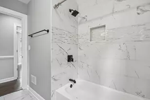 8641 S Constance Ave, Chicago, IL 60617 - Photo 11