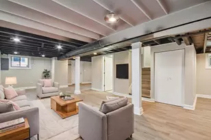 8641 S Constance Ave, Chicago, IL 60617 - Photo 19