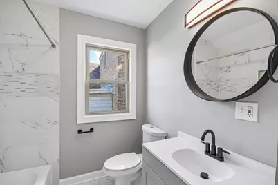 8641 S Constance Avenue, Chicago, IL 60617 - Photo 9