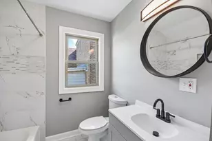 8641 S Constance Ave, Chicago, IL 60617 - Photo 9