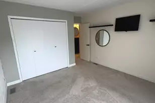 1103 Kenneth Cir, Elgin, IL 60120 - Photo 19