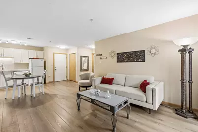 605 Barrington Avenue #332, East Dundee, IL 60118 - Photo 5