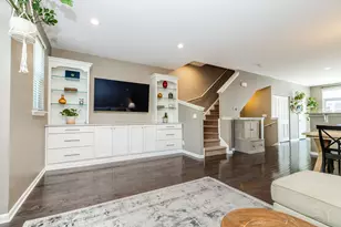 947 W 36th St, Chicago, IL 60609 - Photo 13