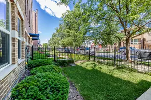 947 W 36th St, Chicago, IL 60609 - Photo 3