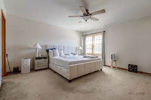 24 Garden Crescent Ct, Elgin, IL 60123 - Photo 15
