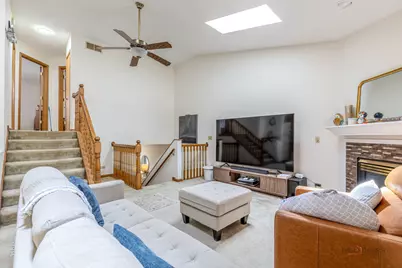 24 Garden Crescent Court, Elgin, IL 60123 - Photo 9