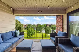 611 Hapsfield Ln, Buffalo Grove, IL 60089 - Photo 5