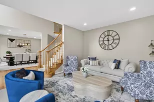 484 W Haleys Hill Ct, Palatine, IL 60074 - Photo 11