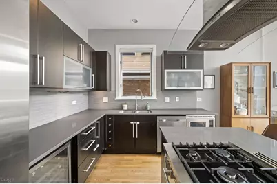 2047 N Leavitt Street #2S, Chicago, IL 60647 - Photo 13