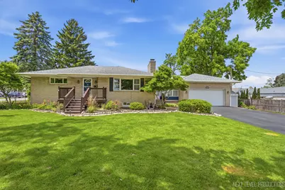 15 S 10th Street, Saint Charles, IL 60174 - Photo 1
