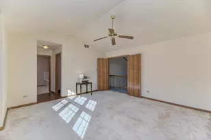 8593 Sandalwood Dr, Darien, IL 60561 - Photo 23