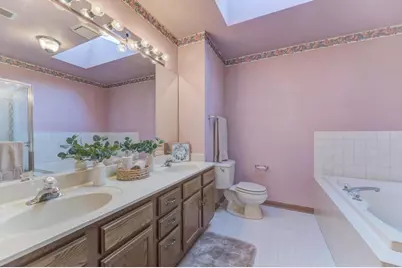 8593 Sandalwood Drive, Darien, IL 60561 - Photo 25