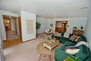 915 Adams St, Ottawa, IL 61350 - Photo 3