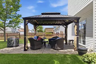 476 Essex Pl, Carol Stream, IL 60188 - Photo 35