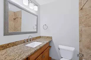 8334 Portsmouth Dr, Darien, IL 60561 - Photo 15