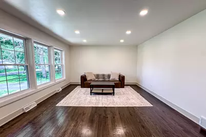 129 Monument Avenue, Barrington, IL 60010 - Photo 3