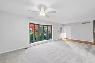 122 Encina Dr, Naperville, IL 60540 - Photo 5