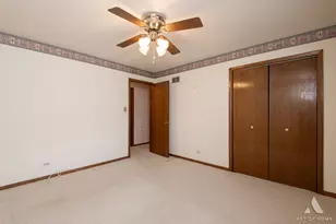 9525 S Kolin Ave, Oak Lawn, IL 60453 - Photo 21