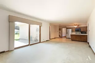9525 S Kolin Ave, Oak Lawn, IL 60453 - Photo 17