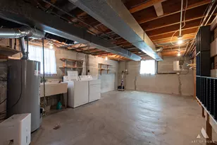 9525 S Kolin Ave, Oak Lawn, IL 60453 - Photo 33