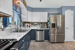 11515 Cedarbrook Rd, Roscoe, IL 61073 - Photo 5