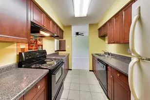 1440 Stonebridge Cir, Wheaton, IL 60189 - Photo 11