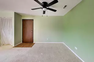 1440 Stonebridge Cir, Wheaton, IL 60189 - Photo 9