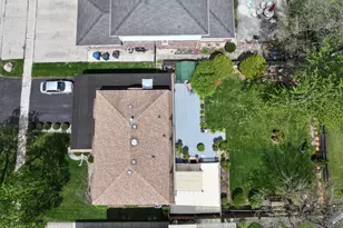 10347 S Alta Dr, Palos Hills, IL 60465 - Photo 25