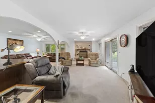 459 W Millers Rd, Des Plaines, IL 60016 - Photo 3