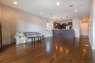 3839 N Ashland Ave, Chicago, IL 60613 - Photo 3