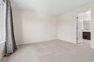 1312 Chesterfield Ln, Grayslake, IL 60030 - Photo 15