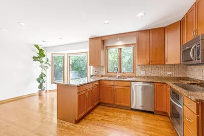 1509 Lori Lyn Lane, Northbrook, IL 60062 - Photo 9