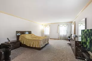 1509 Lori-Lyn Ln, Northbrook, IL 60062 - Photo 13