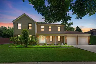 1509 Lori-Lyn Ln, Northbrook, IL 60062 - Photo 1
