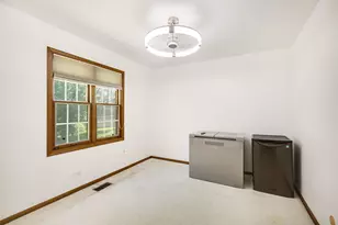 1509 Lori-Lyn Ln, Northbrook, IL 60062 - Photo 17