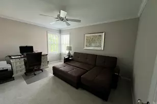 750 Kylemore Dr, Des Plaines, IL 60016 - Photo 11