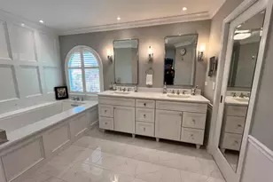 750 Kylemore Dr, Des Plaines, IL 60016 - Photo 9