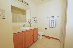 2460 Georgetown Cir, Aurora, IL 60503 - Photo 15