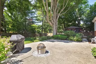 419 W Sheridan Pl, Lake Bluff, IL 60044 - Photo 27
