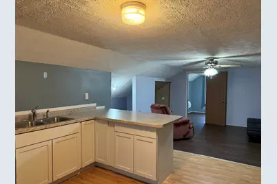 220 7th Street #C, Streator, IL 61364 - Photo 5