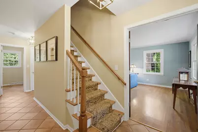228 Stratford Lane, Inverness, IL 60010 - Photo 5