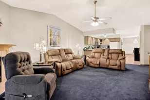 3510 Grandview Dr, Rockford, IL 61114 - Photo 7